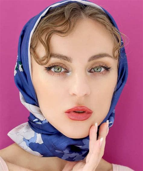 louis vuitton head scarf dupe|Louis Vuitton head scarf women's.